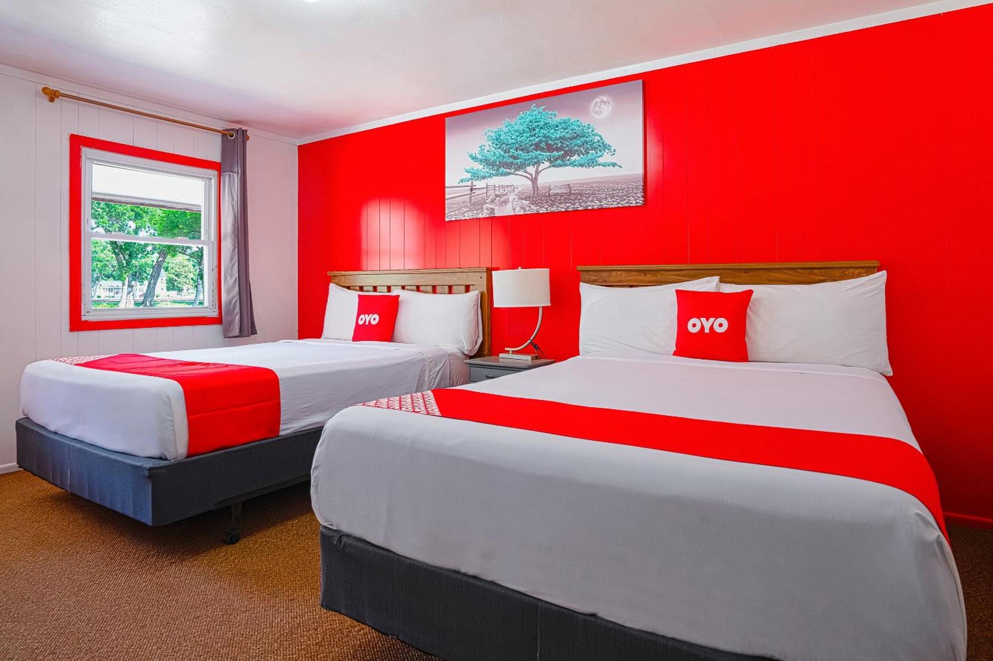 OYO Hotel Lamberton Hwy 14 Buitenkant foto